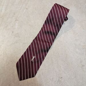 VTG Silk Yves Saint Laurent Red and White Neck Tie Stripes Mens 57 Inches